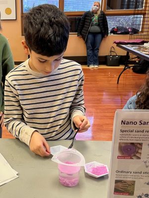 Student discovers nano sand