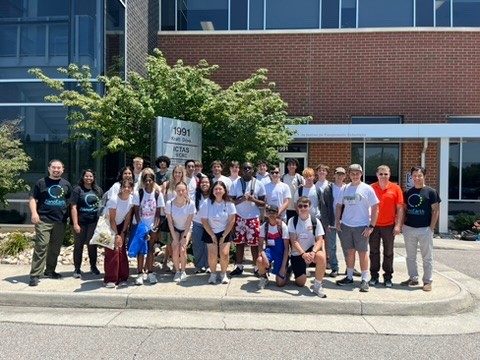 Afternoon group photo of campers